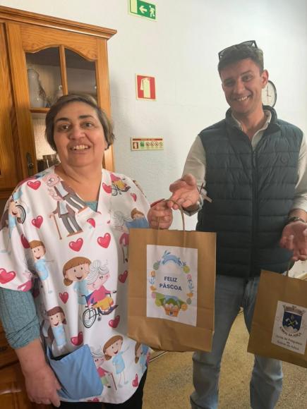 Executivo da Junta visita ASAI e assinala a &eacute;poca pascal