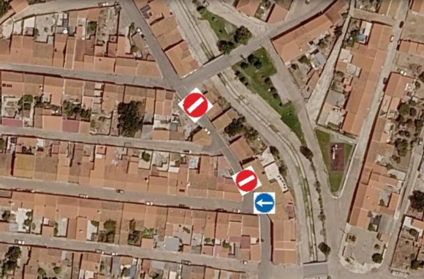Informa&ccedil;&atilde;o - Interdi&ccedil;&atilde;o de Tr&acirc;nsito - Rua Catarina Euf&eacute;mia   